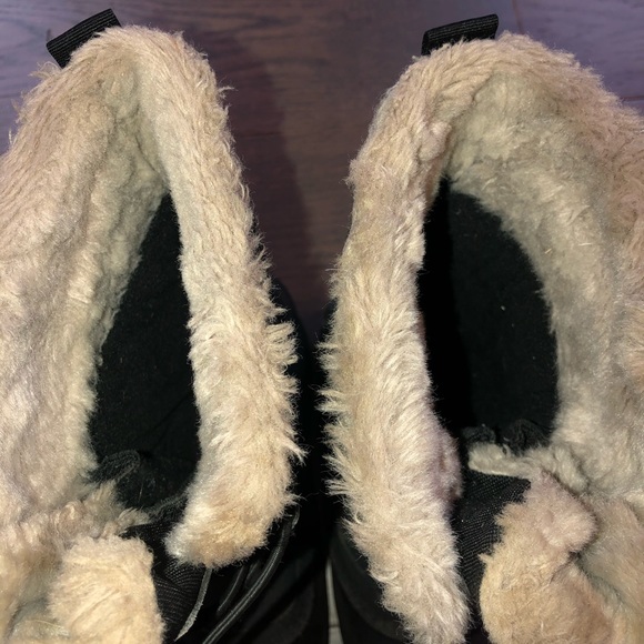 EUC The North Face Waterproof Women’s Boots Sz 5 - Picture 5 of 14